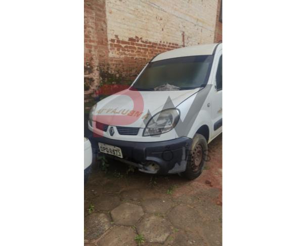 Foto de CAMIONETA, I/RENAULT KGOO RONTAN AMB, BRANCA, 2013/2014, ALCOOL/GASOLINA, CHASSI: 8A1FC1415EL609525, RENAVAM: 00533928800, NO ESTADO EM QUE SE ENCONTRA.