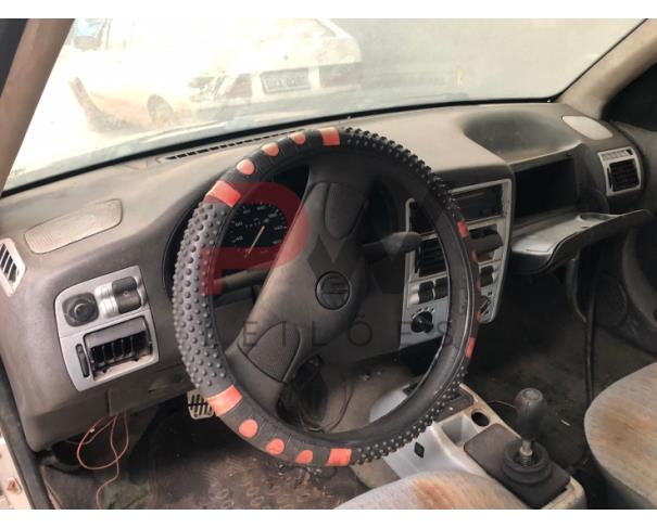 Foto de PASSAGEIRO / VW / GOL I / Placa: KQN0382 /UF: MG / Município: Conselheiro Lafaiete /Ano fabricação: 1996 /Ano modelo: 1996 / Cor: PRATA / Chassi:9BWZZZ377TT099480 /Motor: 269145 /RENAVAM: 00655302760, NO ESTADO EM QUE SE ENCONTRA. 