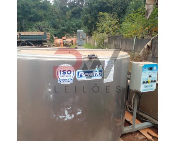 Foto de LOTE CONTENDO RESFRIADOR DE LEITE DE 3 MIL LITROS, NO ESTADO EM QUE SE ENCONTRA.