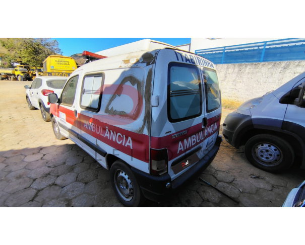 Foto de CAMINHONE I/PEUGEOT PART GREENCAR, 2018/2019, ALC/GASOL, BRANCA, CHASSI: 8AEGCNFN8KG503957, RENAVAM: 01234788419, NO ESTADO EM QUE SE ENCONTRA.