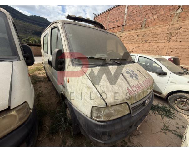 Foto de CAMINHONETE FIAT/DUCATO MX BOATA AMB, DIESEL, BRANCA, 2014/2014, CHASSI: 93W244F14E2140164, RENAVAM: 01017827106, NO ESTADO EM QUE SE ENCONTRA.