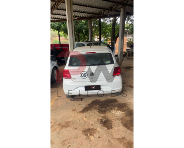 Foto de AUTOMOVEL VW/GOL 1.0L MC4, 2020/2021, ALC/GASOL, BRANCA, CHASSI: ...36242, NO ESTADO EM QUE SE ENCONTRA.