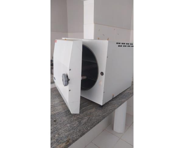 Foto de LOTE CONTENDO AUTOCLAVE, NO ESTADO EM QUE SE ENCONTRA.