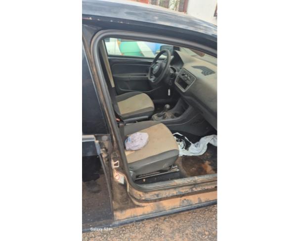 Foto de AUTOMOVEL VW/UP TAKE MA, ALCOOL/GASOLINA, BRANCA, 2014/2015, CHASSI: 9BWAG4129FT542282, RENAVAM: 01245033317, NO ESTADO EM QUE SE ENCONTRA. 