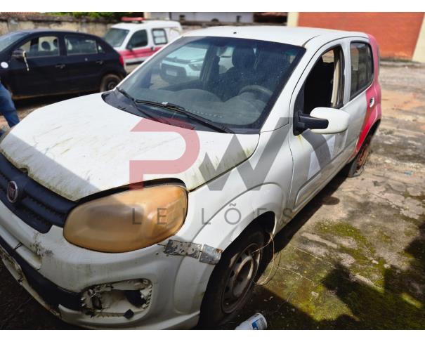 Foto de AUTOMOVEL, FIAT/UNO DRIVE 1.0, BRANCA, 2017/2018, ALCOOL/GASOLINA, CHASSI: 9BD195B4NJ0813403, RENAVAM: 01137964380, NO ESTADO EM QUE SE ENCONTRA.