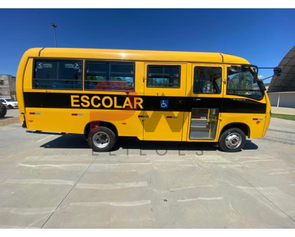 Foto de ONIBUS MARCOPOLO/VOLARE V8L EO, RENAVAM Nº 01339981359, CHASSI Nº 93PB54M10PC070599, ANO FABRICAÇÃO 2022, ANO MODELO 2023, COR AMARELA, DIESEL, 152 CV, VEÍCULO DE 30 PASSAGEIROS, NO ESTADO EM QUE SE ENCONTRA.