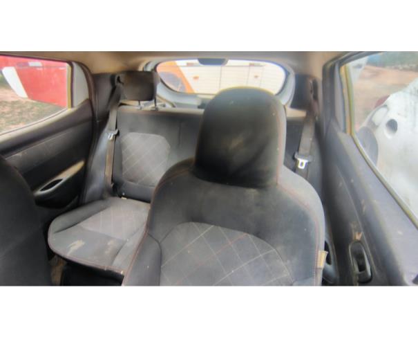 Foto de AUTOMOVEL RENAULT/KWID ZEN 10MT, ALCOOL/GASOLINA, BRANCA, 2018/2019, CHASSI: 93YRBB009KJ709553, RENAVAM: 01172133082, NO ESTADO EM QUE SE ENCONTRA.