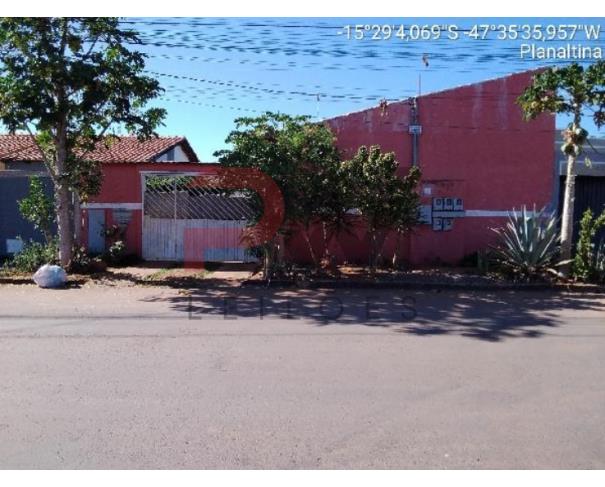 Foto de PLANALTINA/GO - CASA - QUADRA 43 REF RUA CONSOLACAO N. S/N CS 08A LT 08 QD 43 - JARDIM PAQUETA I 
