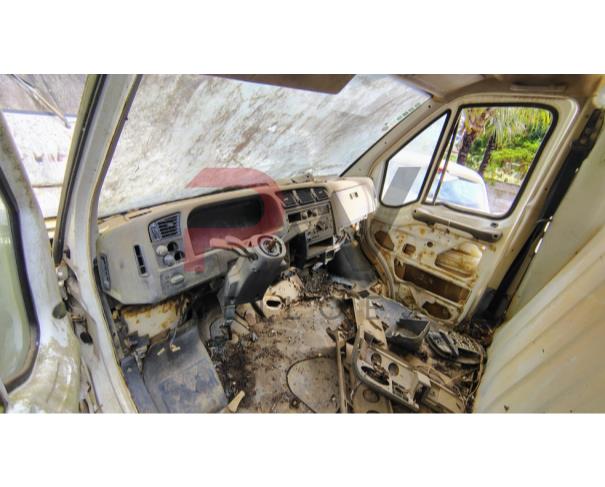 Foto de CAMINHONE FIAT/DUCATO M RONTAN AMB, 2005/2005, BRANCA, DIESEL, CHASSI: ...22169, NO ESTADO EM QUE SE ENCONTRA.
