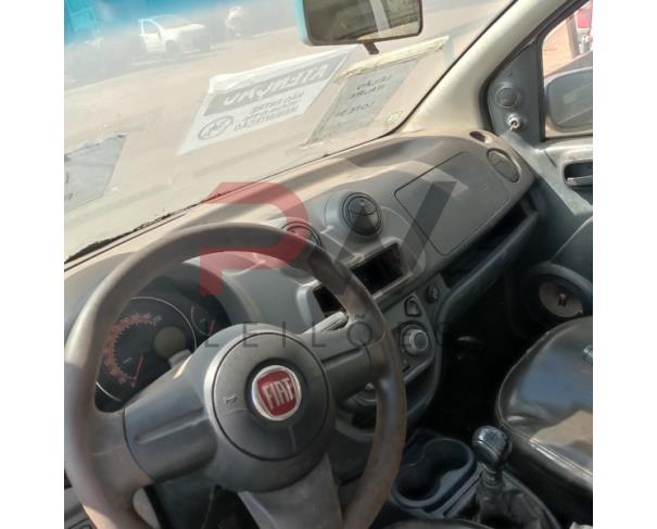 Foto de PASSAGEIRO / AUTOMOVEL FIAT/UNO VIVACE 1.0, 2014/2014, ALC/GASOL, BRANCA, CHASSI: 9BD195152E0554304, RENAVAM: 00997096535, NO ESTADO EM QUE SE ENCONTRA. MOTOR AVARIADO.
