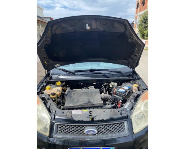 Foto de AUTOMOVEL FORD/FIESTA SEDAN FLEX, ALCOOL/GASOLINA, PRETA, 2008/2008, NO ESTADO EM QUE SE ENCONTRA.