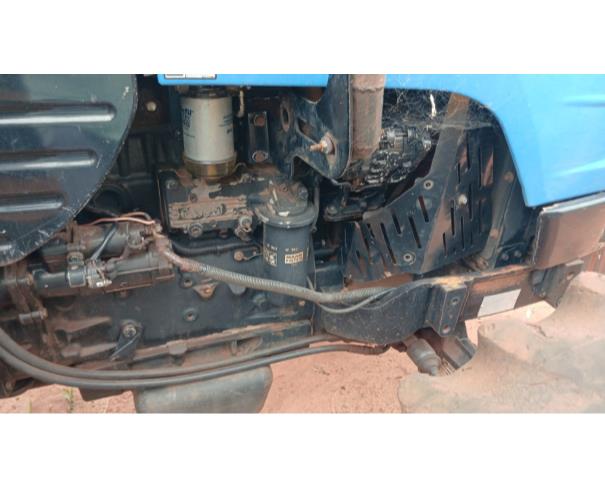 Foto de TRATOR LS PLUS 100, AZUL, 2016/2017,  DIESEL, NO ESTADO EM QUE SE ENCONTRA.