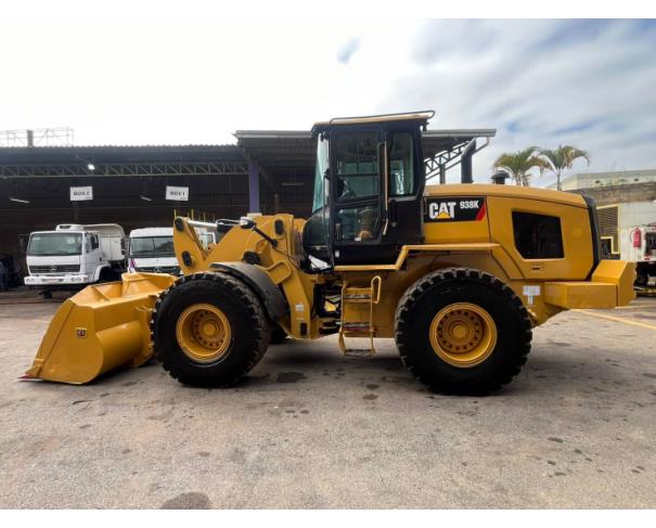 Foto de PÁ-CARREGADEIRA CATERPILLAR 938K, COR AMARELA, ANO 2016, Nº DE SÉRIE W8K00280, NO ESTADO EM QUE SE ENCONTRA.