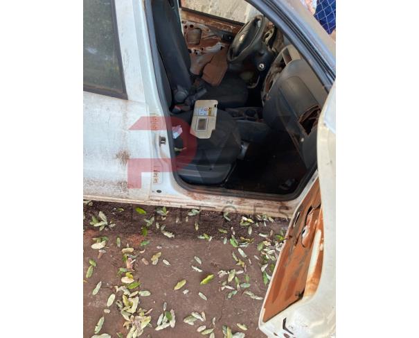 Foto de AUTOMOVEL FIAT/PALIO FIRE, ALCOOL/GASOLINA, BRANCA, 2014/2015, CHASSI: ...92980, NO ESTADO EM QUE SE ENCONTRA.