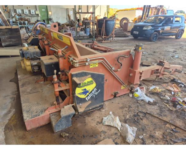 Foto de LOTE CONTENDO MÁQUINA DE ASFALTO, MARCA J. COLOMBO, MODELO FALCON PLUS, NO ESTADO EM QUE SE ENCONTRA.