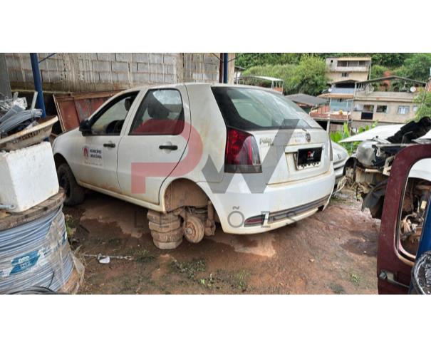 Foto de AUTOMOVEL FIAT/PALIO FIRE, ALCOOL/GASOLINA, BRANCA, 2014/2015, CHASSI: ...65065, NO ESTADO EM QUE SE ENCONTRA.