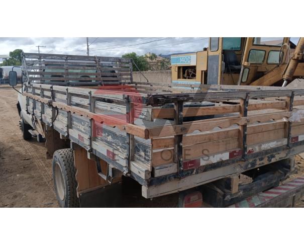 Foto de CAR/CAMINHÃO/C.ABERTA FORD/ F4000 P, DIESEL, 2017/2017, PRATA, RENAVAM: 01122968334, CHASSI: 9BFLF47P8HB011288,NO ESTADO EM QUE SE ENCONTRA.