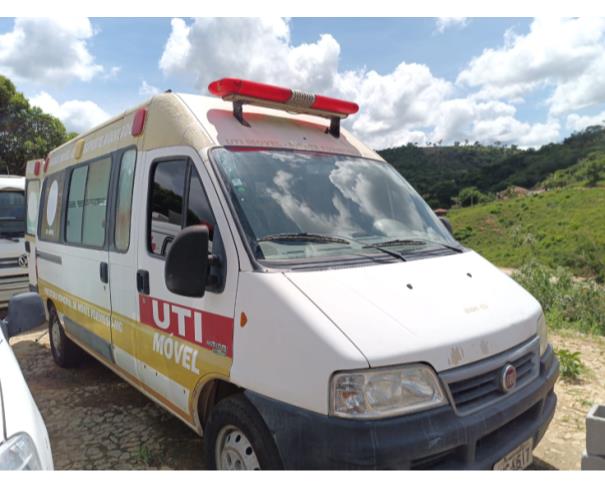 Foto de CAMINHONETE FIAT/DUCATO M UNIVIDAS A, DIESEL, BRANCA, 2012/2013, CHASSI:93W245H34D2098830, RENAVAM: 00482546697, NO ESTADO EM QUE SE ENCONTRA.  