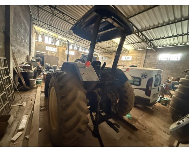 Foto de TRATOR NEW HOLLAND TL 75E, AZUL, ANO: 2006, SÉRIE B1N426316, MODELO P229-4: , NO ESTADO EM QUE SE ENCONTRA. 