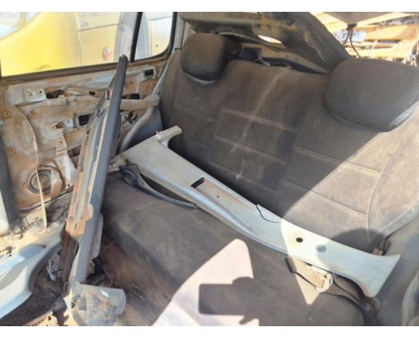 Foto de AUTOMOVEL FIAT/UNO VIVACE 1.0, ALCOOL/GASOLINA, BRANCA, 2012/2013, CHASSI: 9BD195152D0404950, RENAVAM: 00490590233, NO ESTADO EM QUE SE ENCONTRA. 