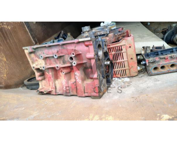 Foto de CARGA / CAMINHAO FORD/F 4000 4X4 P, 2014/2015, DIESEL, BRANCA, CHASSI: 9BFLF49P3FB003366, RENAVAM: 01045013029, NO ESTADO EM QUE SE ENCONTRA. VEÍCULO ESTÁ SEM MOTOR.O MOTOR ESTÁ DESMONTADO E FORA DO VEÍCULO.