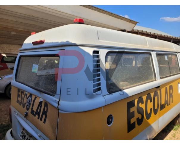 Foto de MISTO / CAMIONETA VW/KOMBI, 2013/2014, BRANCA, ALC/GASOL, PLACA OWM-4571, CHASSI: 9BWMF07X8EP014719, RENAVAM: 00596233051, NO ESTADO EM QUE SE ENCONTRA.