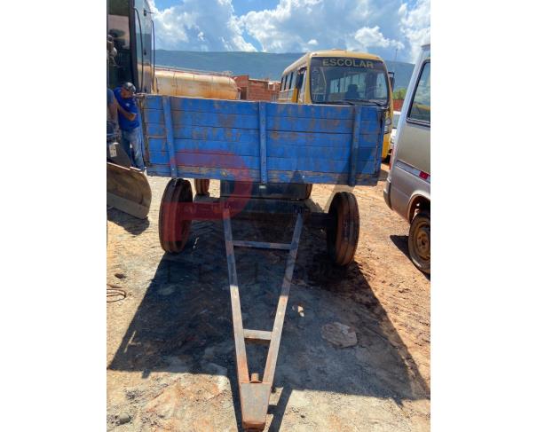 Foto de CARRETA DE TRATOR MARCA V-MAQ. NO ESTADO EM QUE SE ENCONTRA.