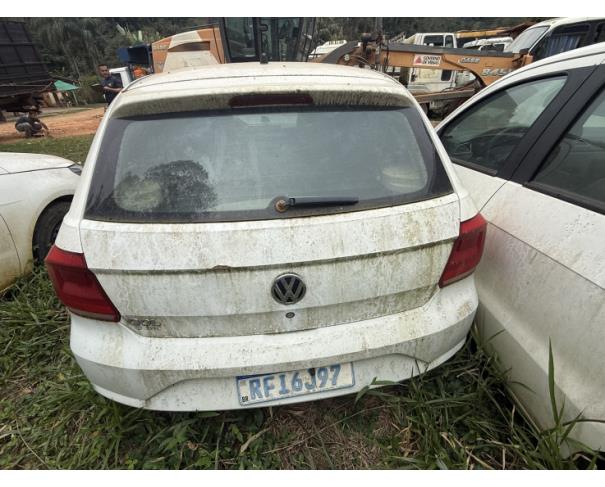 Foto de AUTOMOVEL VW/GOL 1.0L MC4, ALCOOL/GASOLINA, BRANCA, 2020/2021, CHASSI: 9BWAG45U2MT032459, RENAVAM: 01234447476, NO ESTADO EM QUE SE ENCONTRA.