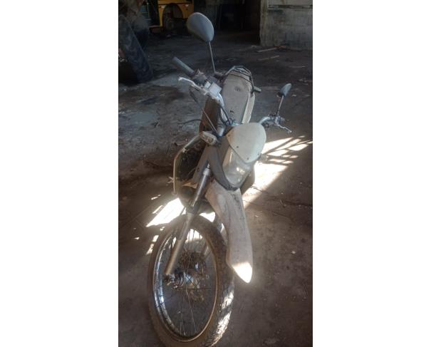 Foto de MOTOCICLE KASINSKI/CRZ 150 10, GASOLINA, BRANCA, 2011/2011, CHASSI: 93FCRECEBBM003772, RENAVAM: 00363087060, NO ESTADO EM QUE SE ENCONTRA.