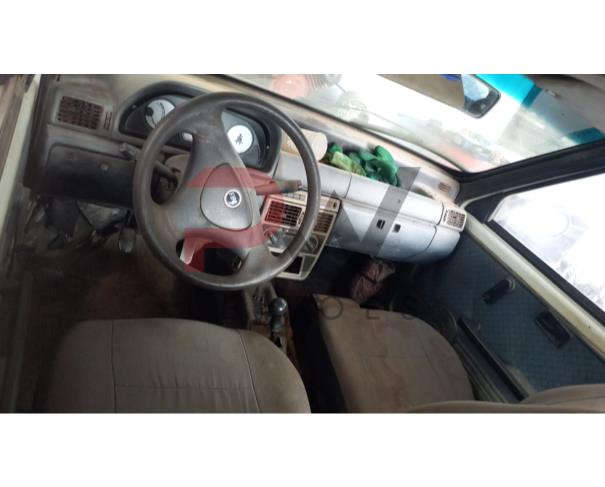 Foto de PASSAGEIRO / AUTOMOVEL FIAT/UNO MILLE FIRE, 2002/2003, GASOL, BRANCA, PLACA HAM - 0065, RENAVAM: 792507614, CHASSI: 9BD15802534435918. NO ESTADO EM QUE SE ENCONTRA. 