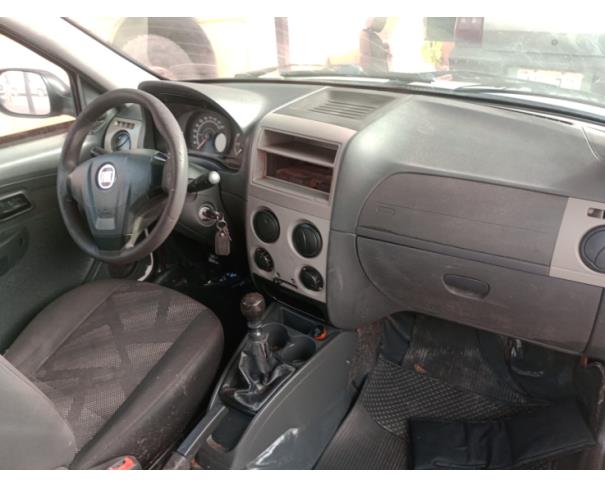 Foto de AUTOMOVEL VW/GOL 1.0 GIV, ALCOOL/GASOLINA, BRANCA, 2013/2014, CHASSI: 9BWAA05WXEP017942, RENVAM: 00553803271, NO ESTADO EM QUE SE ENCONTRA.