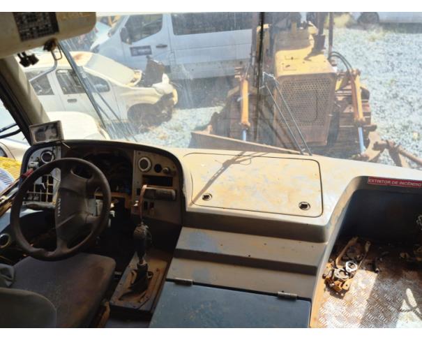 Foto de ONIBUS IVECO/SENIORCLASS 150SE, DIESEL, AMARELA, 2016/2017, CHASSI: 93ZA01LF0H8931338, RENAVAM: 01114105047, NO ESTADO EM QUE SE ENCONTRA.
