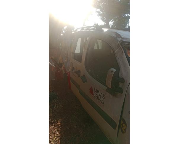 Foto de AUTOMOVEL FIAT/DOBLO ESSENCE 7L E, ALCOOL/GASOLINA, BRANCA, 2017/2017, CHASSI: 9BD1196GDH1141325, RENAVAM: 01137426044, NO ESTADO EM QUE SE ENCONTRA.