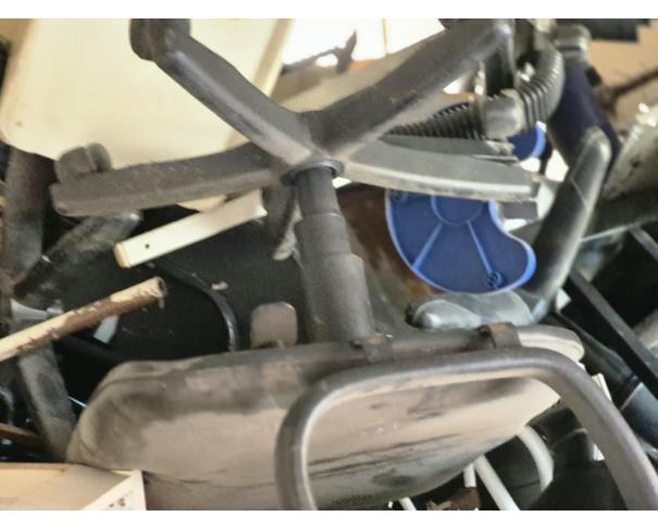 Foto de LOTE COMPOSTO POR SUCATA DE: MATERIAL HOSPITALAR, MOBILIÁRIOS, ELETRODOMÉSTICOS, CÂMARA FRIA, NO ESTADO EM QUE SE ENCONTRAM.