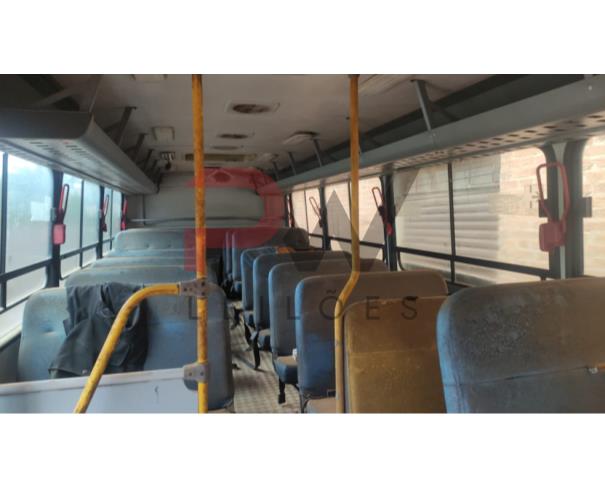 Foto de ONIBUS, VW/15.190 EOD ESCOLAR HD, AMARELA, 2012/2013, DIESEL, CHASSI: 9532E82W0DR302606, RENAVAM: 00490703666, NO ESTADO EM QUE SE ENCONTRA.