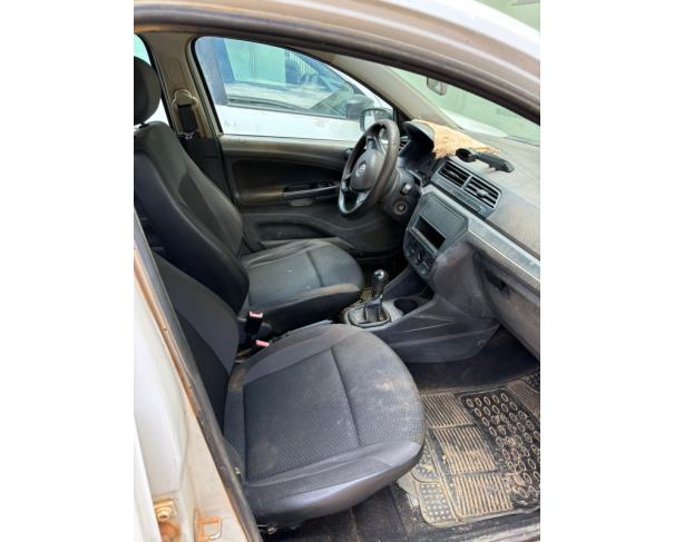 Foto de AUTOMOVEL, VW/GOL 1.0L MC4, BRANCA, 2020/2021, ALCOOL/GASOLINA, CHASSI: 9BWAG45U3MT043339, RENAVAM: 01237427743.
