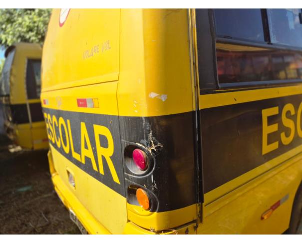 Foto de ONIBUS MARCOPOLO/VOLARE V8L ESC, DIESEL, AMARELA, 2009/2009, CHASSI: 93PB42G3P9C030042, RENAVAM: 00150807694, NO ESTADO EM QUE SE ENCONTRA. 
