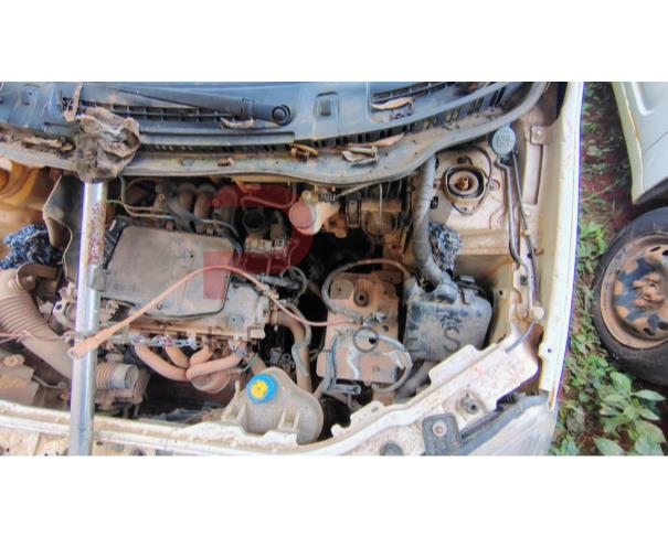 Foto de FIAT/UNO VIVACE 1.0, ALCOOL/GASOLINA, BRANCA, 2014/2014, CHASSI: 9BD195152E0595183, RENAVAM: 1013522300, NO ESTADO EM QUE SE ENCONTRA.
