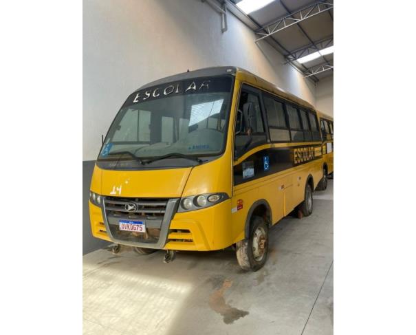 Foto de PASSAGEIRO / ONIBUS MPOLO/VOLARE V8L 4X4 EO, 2013/2014, DIESEL, AMARELA, PLACA OVK – 0G75, RENAVAM: 00656235160, CHASSI: 93PB58M1MEC048540, NO ESTADO EM QUE SE ENCONTRA.