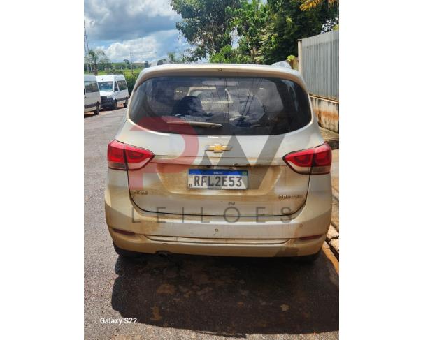 Foto de AUTOMOVEL, CHEV/SPIN 1.8L AT PREMIER, PRATA, 2019/2020, ALCOOL/GASOLINA, CHASSI: 9BGJP7520LB143869, RENAVAM: 01235960037, NO ESTADO EM QUE SE ENCONTRA.