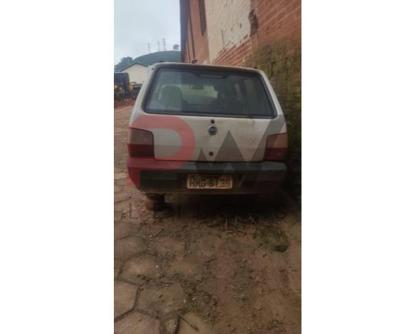 Foto de AUTOMOVEL, FIAT/UNO MILLE FIRE FLEX, 2005/2006, ALCOOL/GASOLINA, CHASSI: 9BD15822764790189, RENAVAM: 00874654220, NO ESTADO EM QUE SE ENCONTRA.