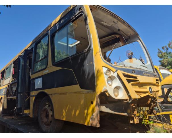 Foto de ONIBUS M.BENZ/INDUSCAR FOZ U, DIESEL, AMARELA, 2010/2010, CHASSI: 9BM384067AB723711, RENAVAM: 00226537030, NO ESTADO EM QUE SE ENCONTRA.