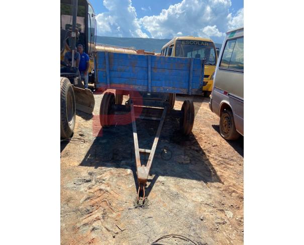 Foto de CARRETA DE TRATOR MARCA V-MAQ. NO ESTADO EM QUE SE ENCONTRA.