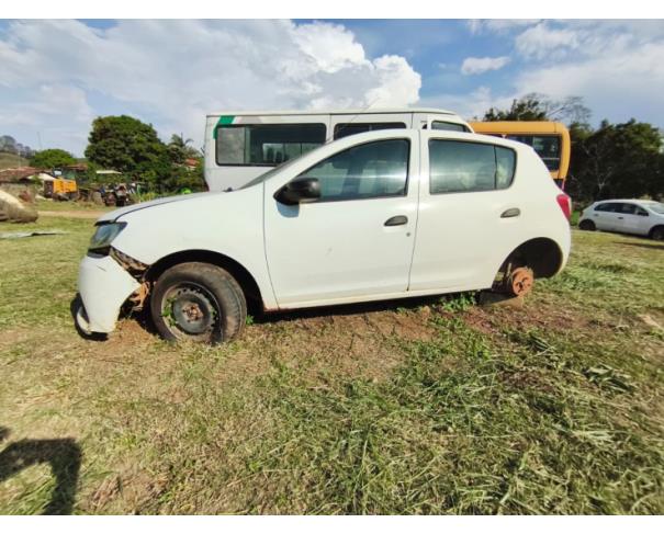 Foto de AUTOMOVEL, RENAULT/SANDERO AUTH 10, 2017/2018, BRANCA, ALCOOL/GASOLINA, CHASSI: 93Y5SRF84JJ868271, RENAVAM: 01120745630, NO ESTADO EM QUE SE ENCONTRA.