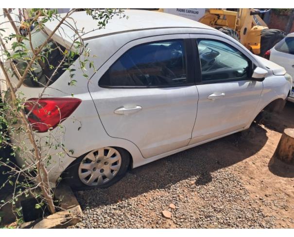Foto de AUTOMOVEL FORD/KA SE 1.0 HA C, ALCOOL/GASOLINA, BRANCA, 2020/2021, CHASSI: 9BFZH55L3M8047794, RENAVAM: 01235815339, NO ESTADO EM QUE SE ENCONTRA.