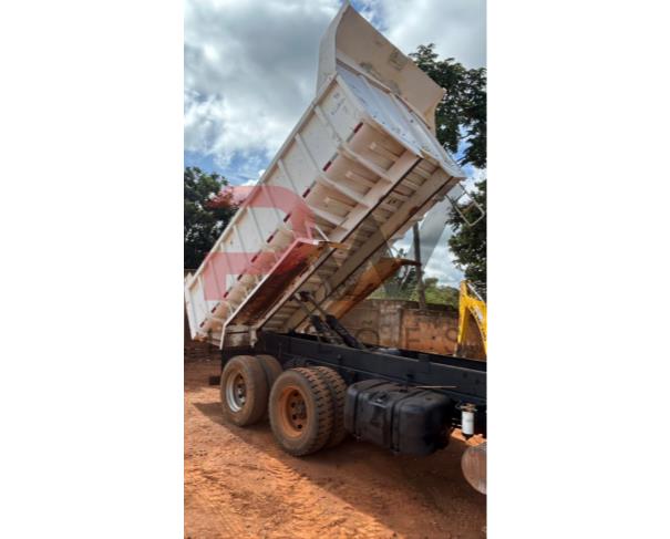 Foto de CAMINHAO, VW/26.280 CRM 6X4, BRANCA, 2013/2014, DIESEL, CHASSI: 95365826XER418107, RENAVAM: 0100178025, NO ESTADO EM QUE SE ENCONTRA.