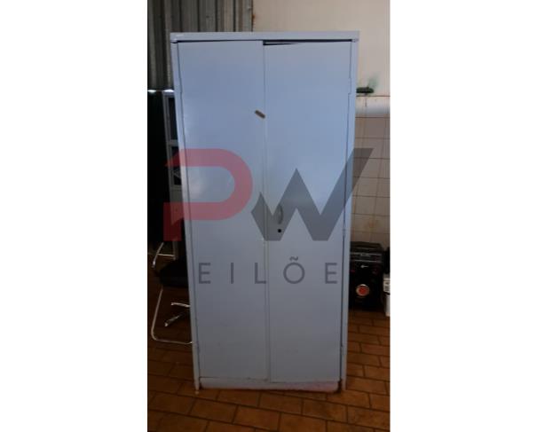 Foto de LOTE CONTENDO SUCATA DE BENS DIVERSOS, COMO MOBILIÁRIOS, ELETRODOMÉSTICOS, MATERIAIS DE INFORMÁTICA, ENTRE OUTROS, NO ESTADO EM QUE SE ENCONTRA.