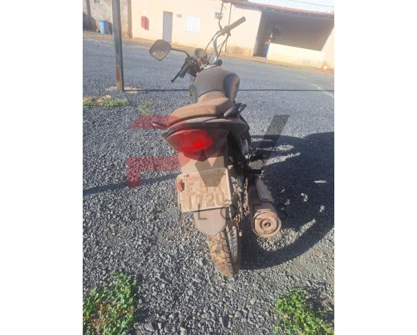 Foto de PASSAGEIRO / HONDA / CG 150 FAN ESI / PLACA: ESR-1720 /UF: MG / MUNICÍPIO: MONTES CLAROS / ANO FABRICAÇÃO: 2011 / ANO MODELO: 2011 /  PRETA / CHASSI:9C2KC1670BR550459 /MOTOR: KC16E7B550459/ RENAVAM:00430324065, NO ESTADO EM QUE SE ENCONTRA.