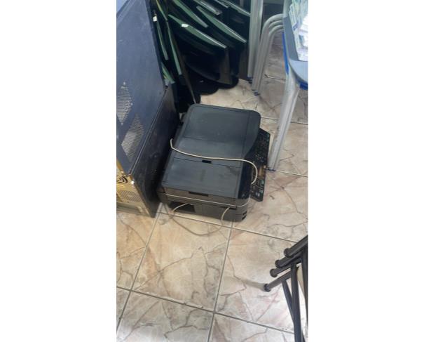Foto de LOTE CONTENDO ELETRÔNICOS, TAIS COMO: NOTEBOOK, TELEVISÃO, IMPRESSORA, TECLADOS, ENTRE OUTROS.