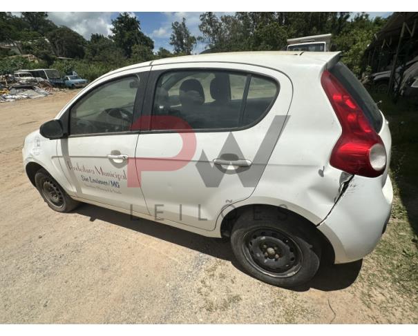 Foto de AUTOMOVEL FIAT/PALIO ATTRACTIV 1.0, ALCOOL/GASOLINA, BRANCA, 2017/2017, CHASSI: ...03298, NO ESTADO EM QUE SE ENCONTRA. 